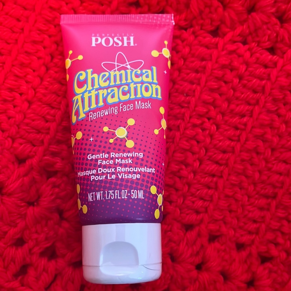 Perfectly Posh Chemical Attraction face mask